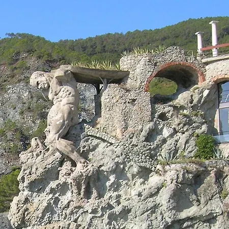 Casa Natalina * Монтероссо-аль-Маре